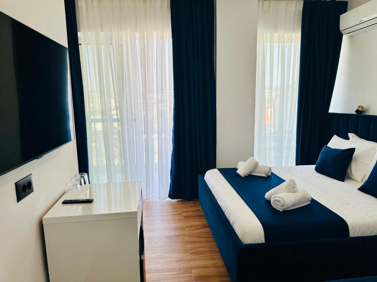 Illyrian Hotel Ксамил Экстерьер фото